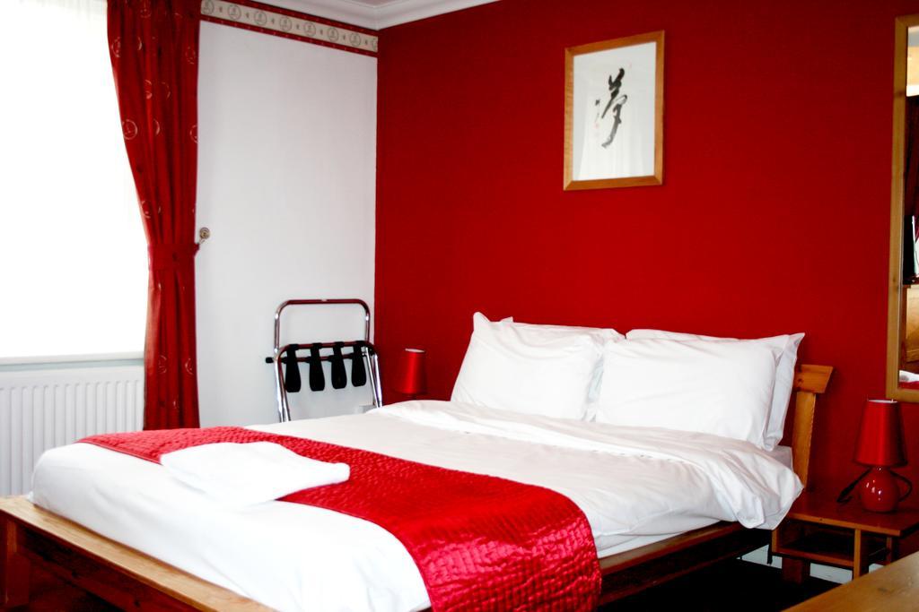 Ilfracombe House Hotel - Near Cliffs Pavilion Саутенд-он-Си Экстерьер фото