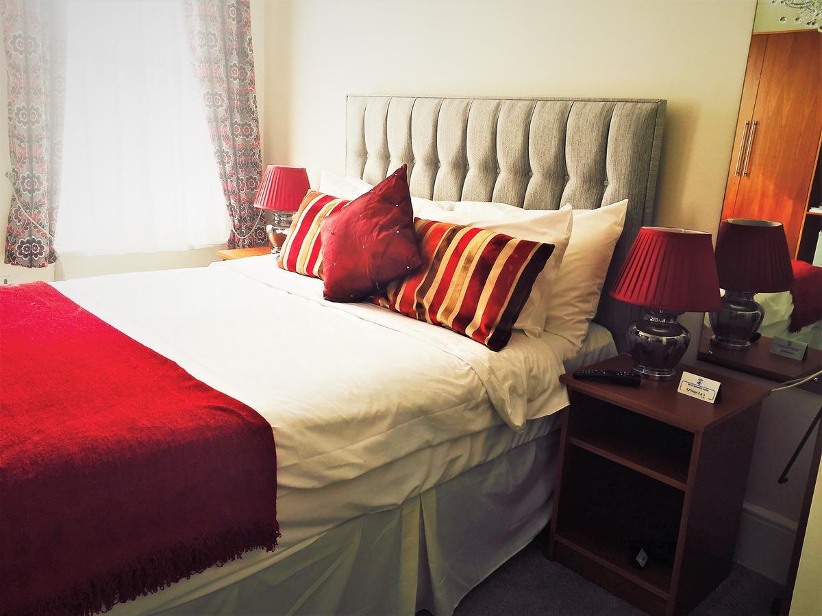 Ilfracombe House Hotel - Near Cliffs Pavilion Саутенд-он-Си Экстерьер фото