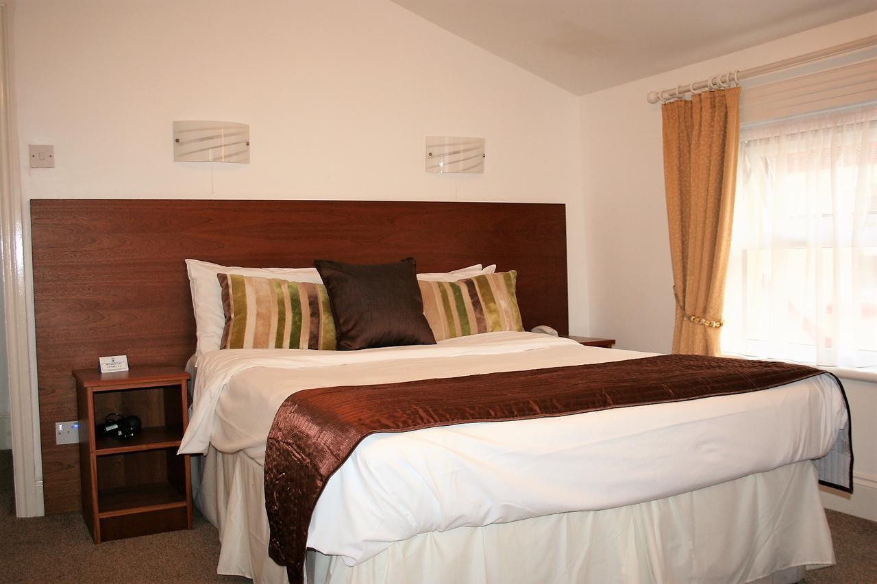 Ilfracombe House Hotel - Near Cliffs Pavilion Саутенд-он-Си Экстерьер фото
