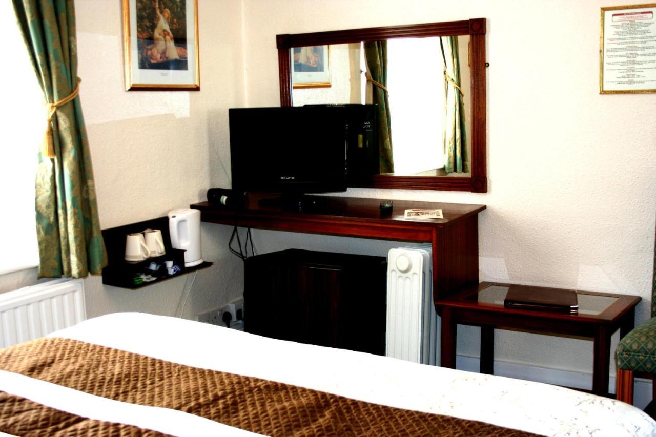 Ilfracombe House Hotel - Near Cliffs Pavilion Саутенд-он-Си Экстерьер фото