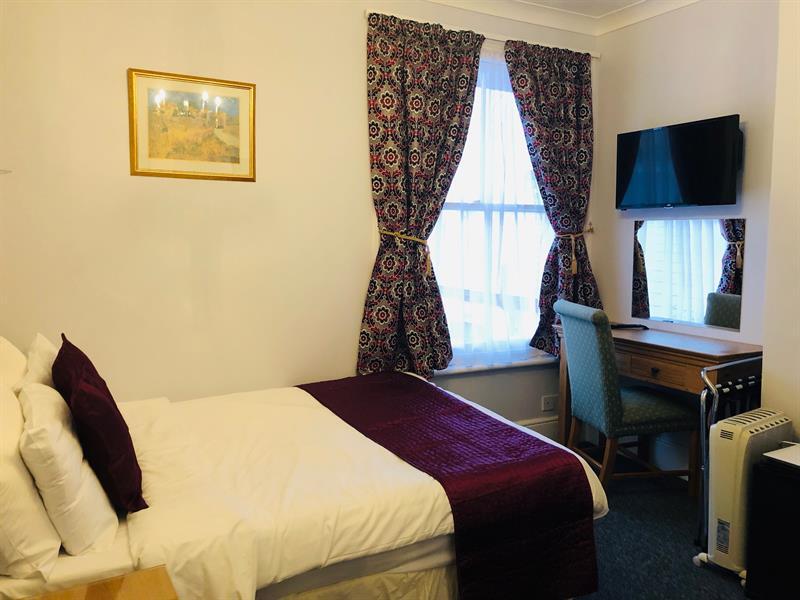Ilfracombe House Hotel - Near Cliffs Pavilion Саутенд-он-Си Экстерьер фото